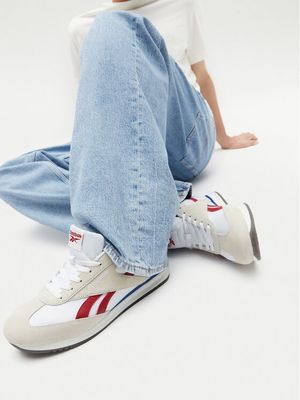 Buty sportowe męskie na wiosnę Reebok ze sklepu: MODIVO w kategorii: Buty sportowe męskie - zdjęcie WP-EBWP-BKLVO-LN0_5903419835155