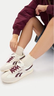 Buty sportowe damskie wiosenne Reebok ze sklepu: MODIVO w kategorii: Buty sportowe damskie - zdjęcie WP-EBWP-BKLVO-LN0_5906751247907