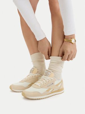 Buty sportowe damskie na wiosnę Reebok ze sklepu: MODIVO w kategorii: Buty sportowe damskie - zdjęcie WP-EBWP-BKLVO-LN0_5906751497043