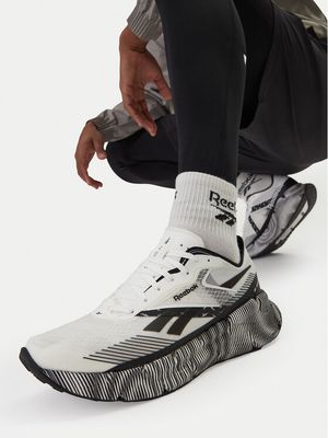 Reebok - Buty sportowe męskie wiosenne ze sklepu: MODIVO w kategorii: Buty sportowe męskie - zdjęcie WP-EBWP-BKLVO-LN0_5906751506523