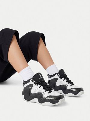 Buty sportowe dziecięce na wiosnę Shaq ze sklepu: MODIVO w kategorii: Buty sportowe dziecięce - zdjęcie WP-EBWP-BKLVO-LN0_5906751574133