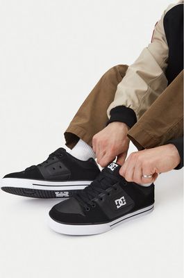 Buty sportowe męskie na wiosnę Dc Shoes ze sklepu: MODIVO w kategorii: Buty sportowe męskie - zdjęcie WP-EBWP-BKLVO-LN0_5906751577240