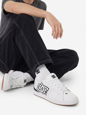 Buty sportowe męskie na wiosnę Dc Shoes ze sklepu: MODIVO w kategorii: Buty sportowe męskie - zdjęcie WP-EBWP-BKLVO-LN0_5906751601761