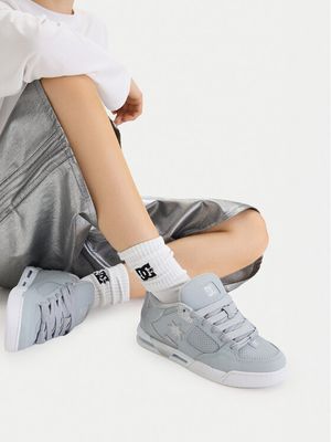 Buty sportowe damskie na wiosnę Dc Shoes ze sklepu: MODIVO w kategorii: Buty sportowe damskie - zdjęcie WP-EBWP-BKLVO-LN0_5906751603475