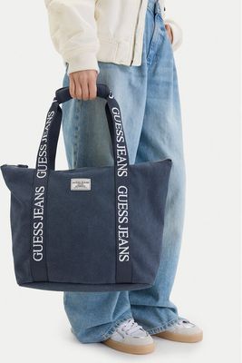 Shopper bag zimowy Guess Jeans ze sklepu: MODIVO w kategorii: Torby Shopper bag - zdjęcie WP-EBWP-BKLVO-LN0_5906751878033
