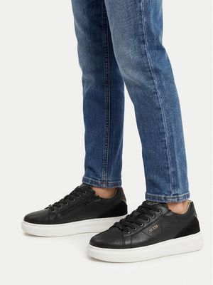 Buty sportowe dziecięce jesienne Guess ze sklepu: MODIVO w kategorii: Buty sportowe dziecięce - zdjęcie WP-EBWP-BKLVO-LN0_5906751885765