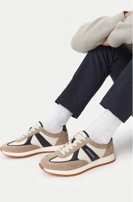 Guess Jeans - Buty sportowe męskie na wiosnę ze sklepu: MODIVO w kategorii: Buty sportowe męskie - zdjęcie WP-EBWP-BKLVO-LN0_5906751955437