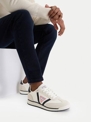 Buty sportowe męskie wiosenne Guess Jeans ze sklepu: MODIVO w kategorii: Buty sportowe męskie - zdjęcie WP-EBWP-BKLVO-LN0_5906751997154