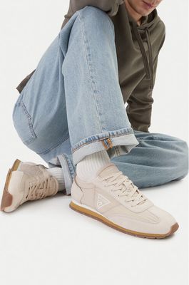 Buty sportowe męskie wiosenne Guess Jeans ze sklepu: MODIVO w kategorii: Buty sportowe męskie - zdjęcie WP-EBWP-BKLVO-LN0_5907964004134