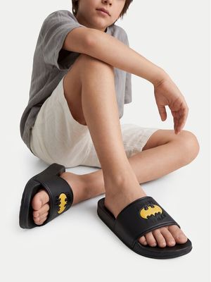 Klapki dziecięce Batman ze sklepu: MODIVO w kategorii: Klapki dziecięce - zdjęcie WP-EBWP-BKLVO-LN0_5907964150596