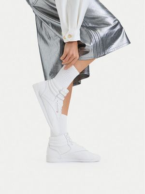 Buty sportowe damskie wiosenne Reebok ze sklepu: MODIVO w kategorii: Buty sportowe damskie - zdjęcie WP-EBWP-BKLVO-LN0_5907964343448