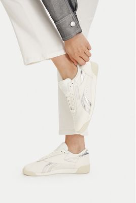 Reebok - Buty sportowe damskie na wiosnę ze sklepu: MODIVO w kategorii: Buty sportowe damskie - zdjęcie WP-EBWP-BKLVO-LN0_5907964344315