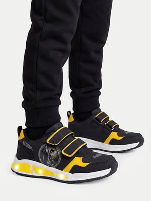 Buty sportowe dziecięce jesienne Batman ze sklepu: MODIVO w kategorii: Buty sportowe dziecięce - zdjęcie WP-EBWP-BKLVO-LN0_5907964357421