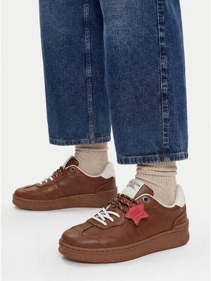 Buty sportowe damskie na wiosnę Guess Jeans ze sklepu: MODIVO w kategorii: Buty sportowe damskie - zdjęcie WP-EBWP-BKLVO-LN0_5907964531982