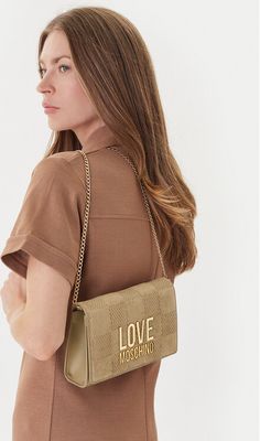 Kopertówka elegancka Love Moschino ze sklepu: MODIVO w kategorii: Kopertówki - zdjęcie WP-EBWP-BKLVO-LN0_8059987850704