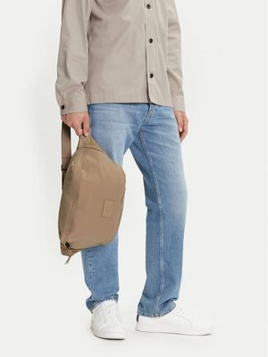 Nerka Calvin Klein Jeans ze sklepu: MODIVO w kategorii: Nerki - zdjęcie WP-EBWP-BKLVO-LN0_8721107873398
