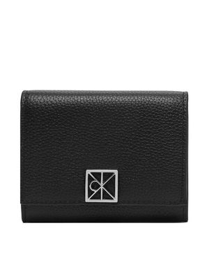 Portfel damski elegancki Calvin Klein ze sklepu: MODIVO w kategorii: Portfele damskie - zdjęcie WP-EBWP-BKLVO-LN0_8721223895496